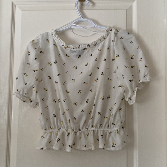 Floral Blouse size XL - Picture 2 of 3